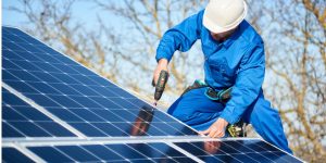 Installation Maintenance Panneaux Solaires Photovoltaïques à Pourrieres
